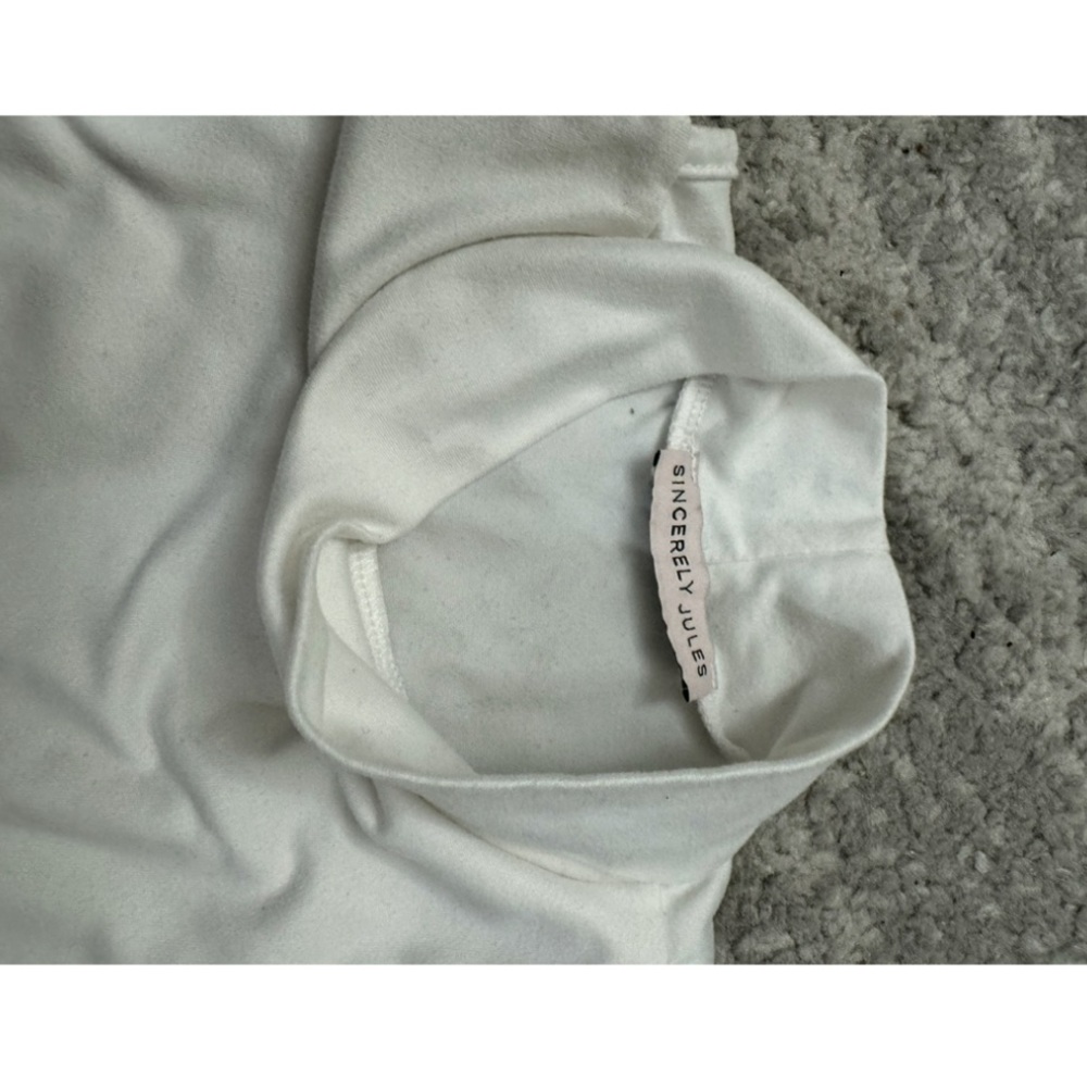 White Bodysuit Mock Turtle Neck Sleeveless Jumpsuit - Picture 6 of 6